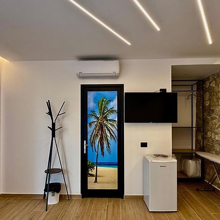 Hotel Panorama Piqeras ภายนอก รูปภาพ