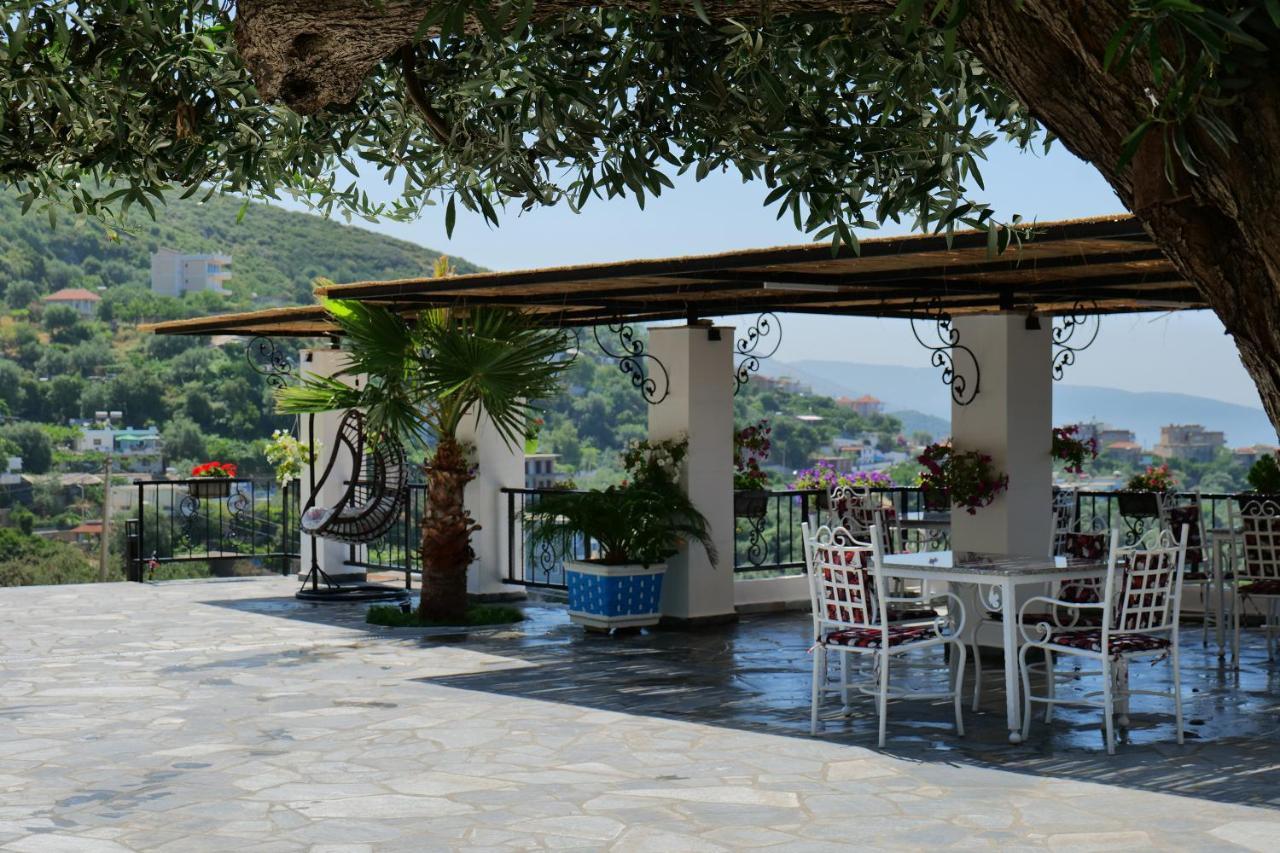 Hotel Panorama Piqeras ภายนอก รูปภาพ