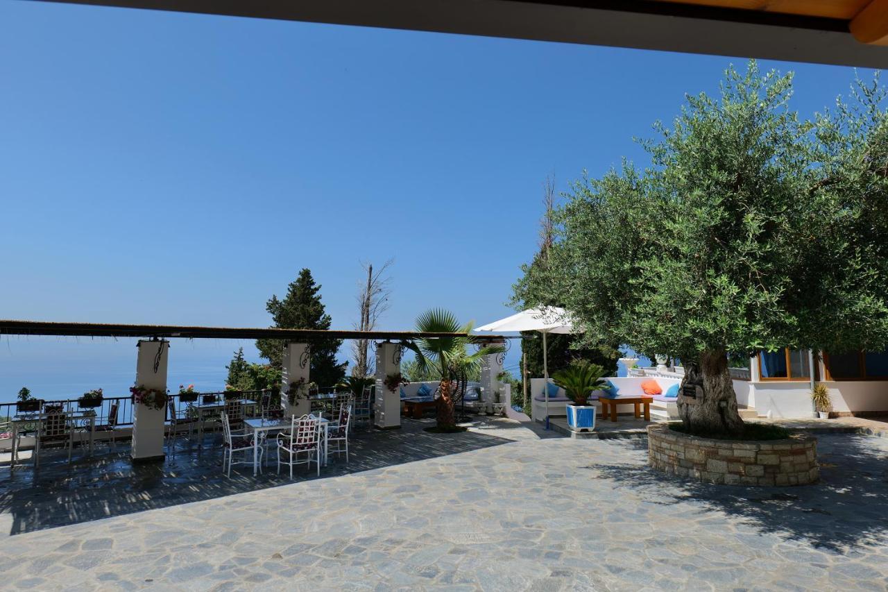 Hotel Panorama Piqeras ภายนอก รูปภาพ